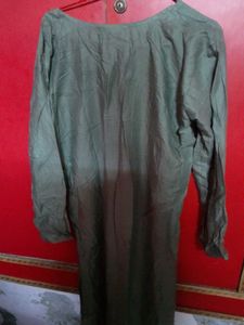 Green Embroidered Kurta