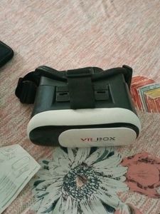 Virtual Reality Glasses