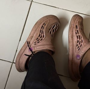 NEGOTIABLE Pack Of Heels And Flats