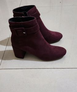 Dorothy Perkins Elegant Burgundy HeeledBoots