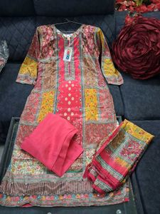 Elegant Printed Kurta Set razwadi