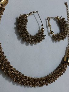 Necklace &amp; Earring Set