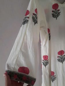 Floral Print Kurti Set( Bust 40-42)