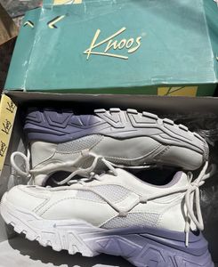 Knoos Casual Shoes
