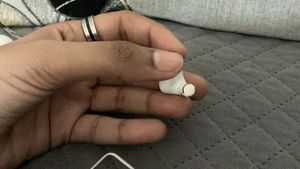 Apple AirPods (3rd generation)