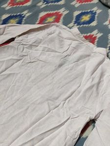 Elegant White Embroidered Kurta