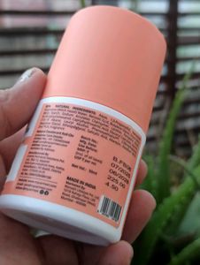 Carmesi Natural Deodorant
