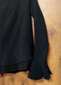 Women Black Top