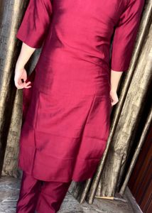 Embroidered Fabric Kurta With Pants