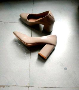 nude heels
