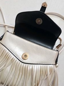 Cute Aesthetic Off White Sling Bags For Women