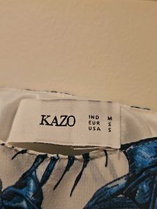 *PRICE DROP* Kazo Blue And White Crop Top