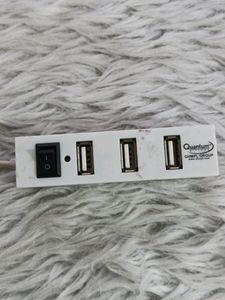 Quantum 4 Port USB Hub