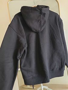 🔻PRICE DROP - H&amp;M - Warm Black Hoodie