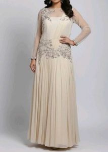 Classy White Gown 😍🔥 Saree Design