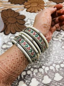 Bangles Set
