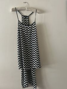Forever 21 New Trendy Dress Front Short Back Long