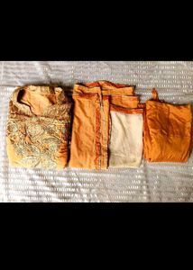 Kurta Set With Churidar Pajama And Dupattas 😎