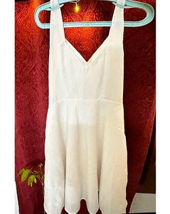 Pinteresty White Dress