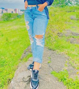 Ripped Denim Jeans 👖