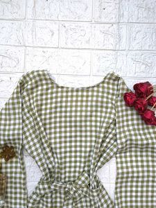 Gingham fitted Y2K kurti 🌷