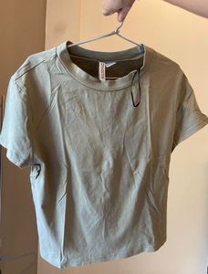 H&M Basic Crop Tee