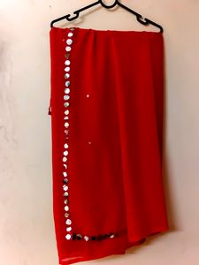 Red ♥️ Saree With Black Party Wear Blouse..