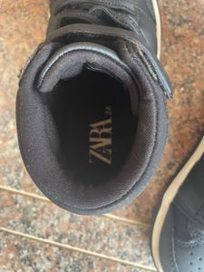 Zara Black High-Top Sneakers