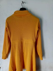 Mustard Top 💛