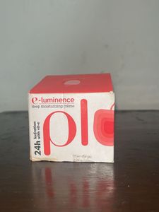 E-Luminence Moisturizing Creme