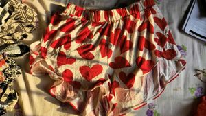 Heart Shorts  🍒🎧