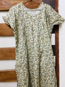 Feeding Gown