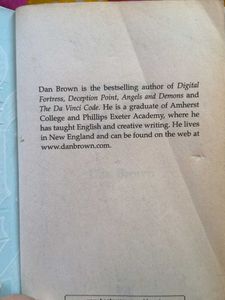 Angels &amp; Demons - Dan Brown
