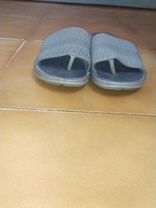 Flipflop and Slippers.