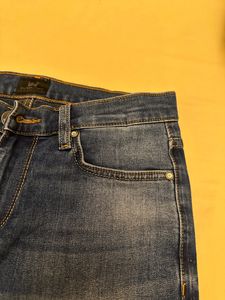 Lee Jeans