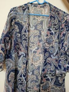 Shrug Printed NWOT