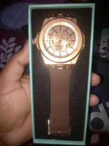 Elegant Gold-Tone Watch