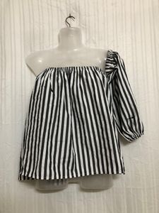 White One Side Sleeve Stylish Tops