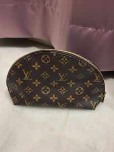 Louis Vuitton Pouch