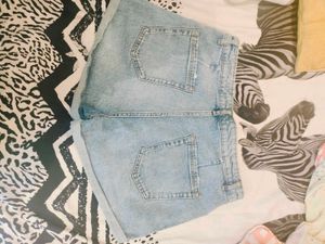 Zara Denim Buttoned Shorts Fixed Price