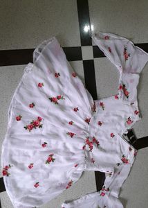 GeorgetteStyleFit &amp; FlarePatternEmbroideredNeck St