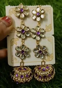 Trending Kundhan Jhumka Earrings