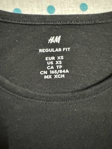 H&m Regular Fit black Tee