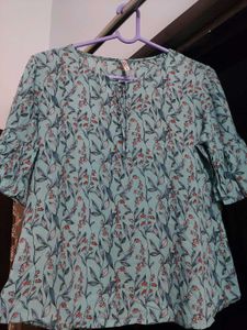 Floral Print Tie-Neck Top