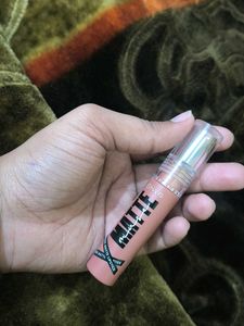 Mars Mousse Matte Lipstick shade love lady