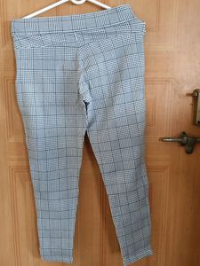 Black And Whites Checkered Formal Pant