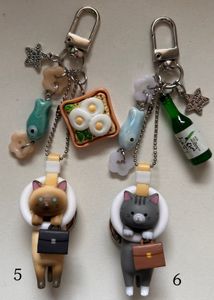 Office Cat Keychain 🧳