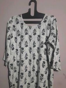 Donation/Tops Bust Upto 42