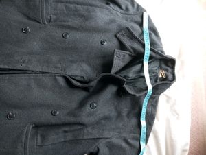 MEN COAT. MEDIUM SIZE