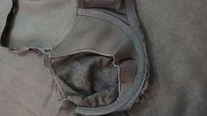 Victoria&#39; Secret Bra (Size: 32DDD)